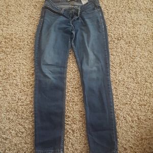 Levis low rise skinny jeans